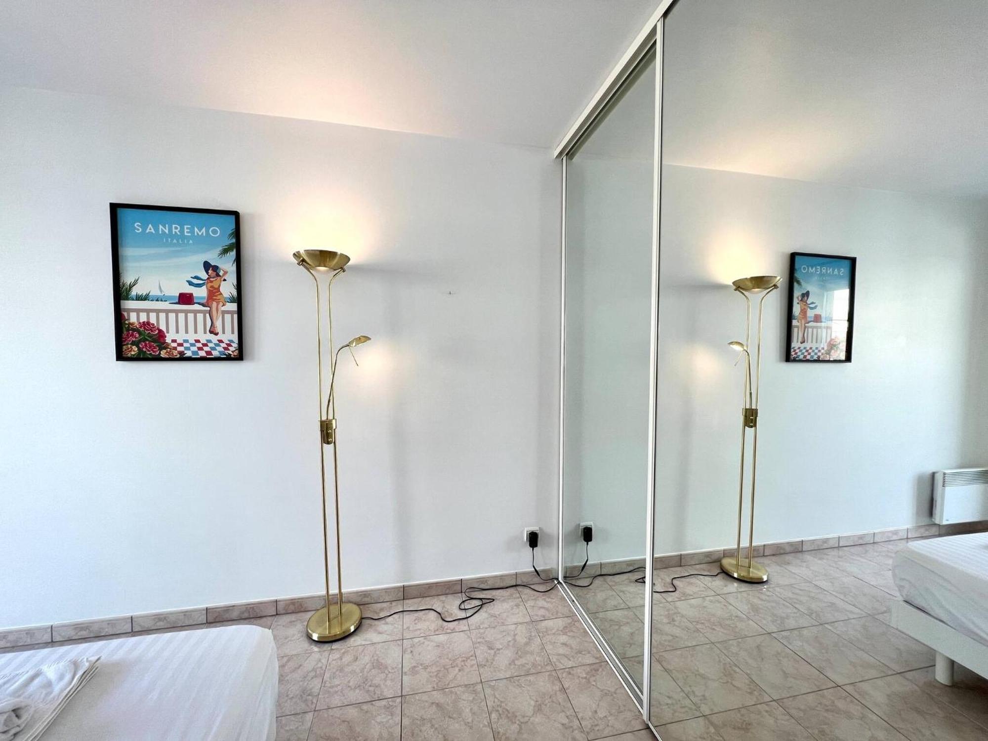 'Le Victoria Beach' Vue Mer Plein Centre, Spacieux Menton Ngoại thất bức ảnh