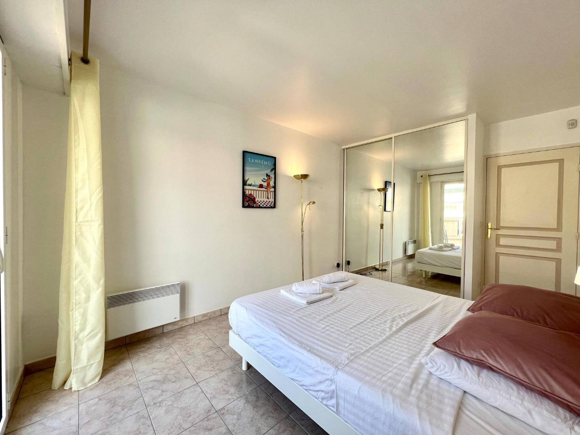 'Le Victoria Beach' Vue Mer Plein Centre, Spacieux Menton Ngoại thất bức ảnh